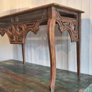 Aparador/mesa de credência